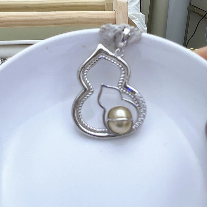 银S925镶嵌海水珍珠颈饰