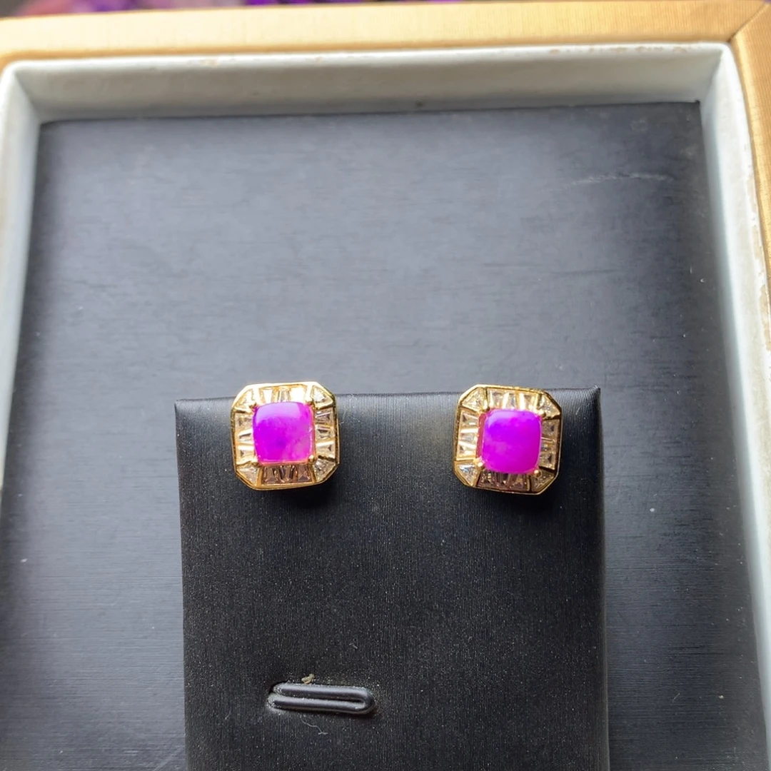 苏纪石（舒俱来）银S925镀金镶嵌耳钉