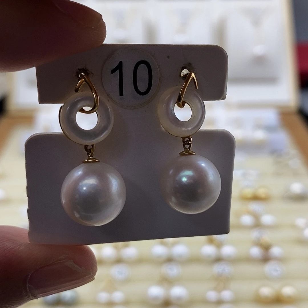 18K金镶嵌耳饰淡水珍珠