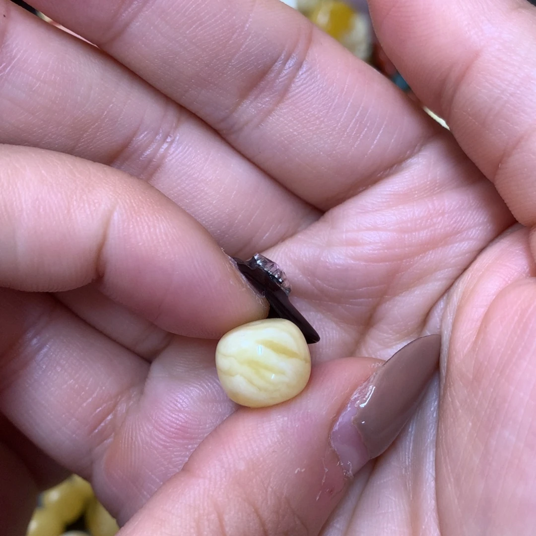 琥珀未镶嵌裸石蜜蜡11