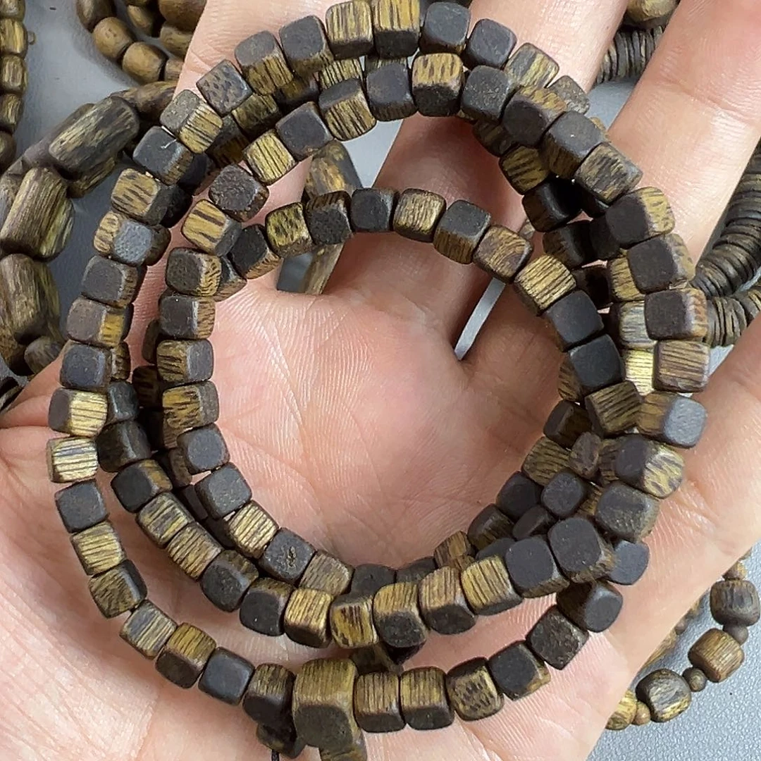 爱***地沉香枕沉香奇楠沉香随型方糖0.5规格沉水浮