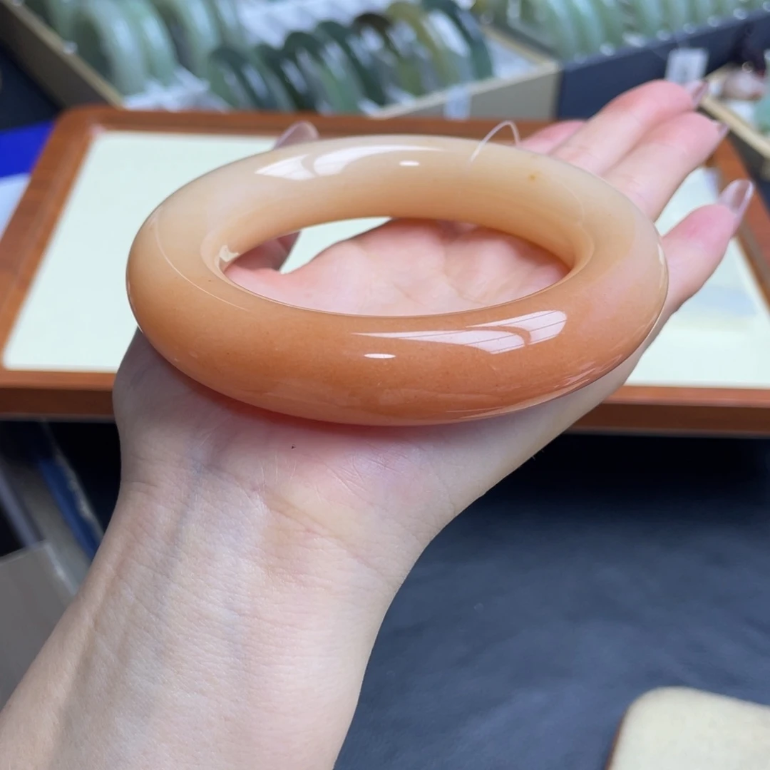 未镶嵌手镯石英质玉丁**叮