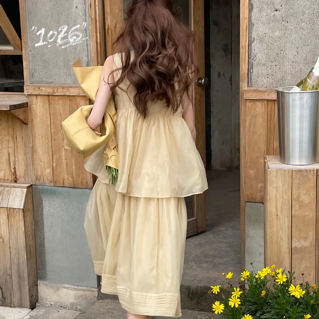 2025年夏季新款韩系法式别致惊艳无袖背心初恋仙女蛋糕连衣裙女潮