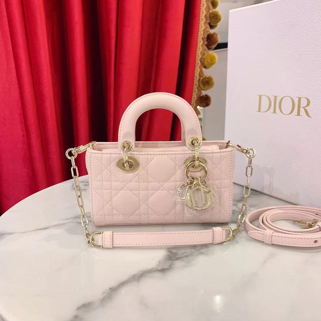 95新 DIOR/迪奥 GGS迪奥D-joy横版戴妃mini粉色金扣羊17209622