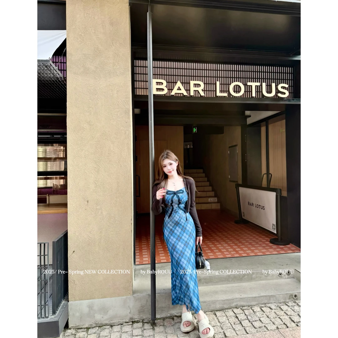 【梦幻蓝波】温与柔春夏度假风修身显瘦格纹吊带连衣裙开衫