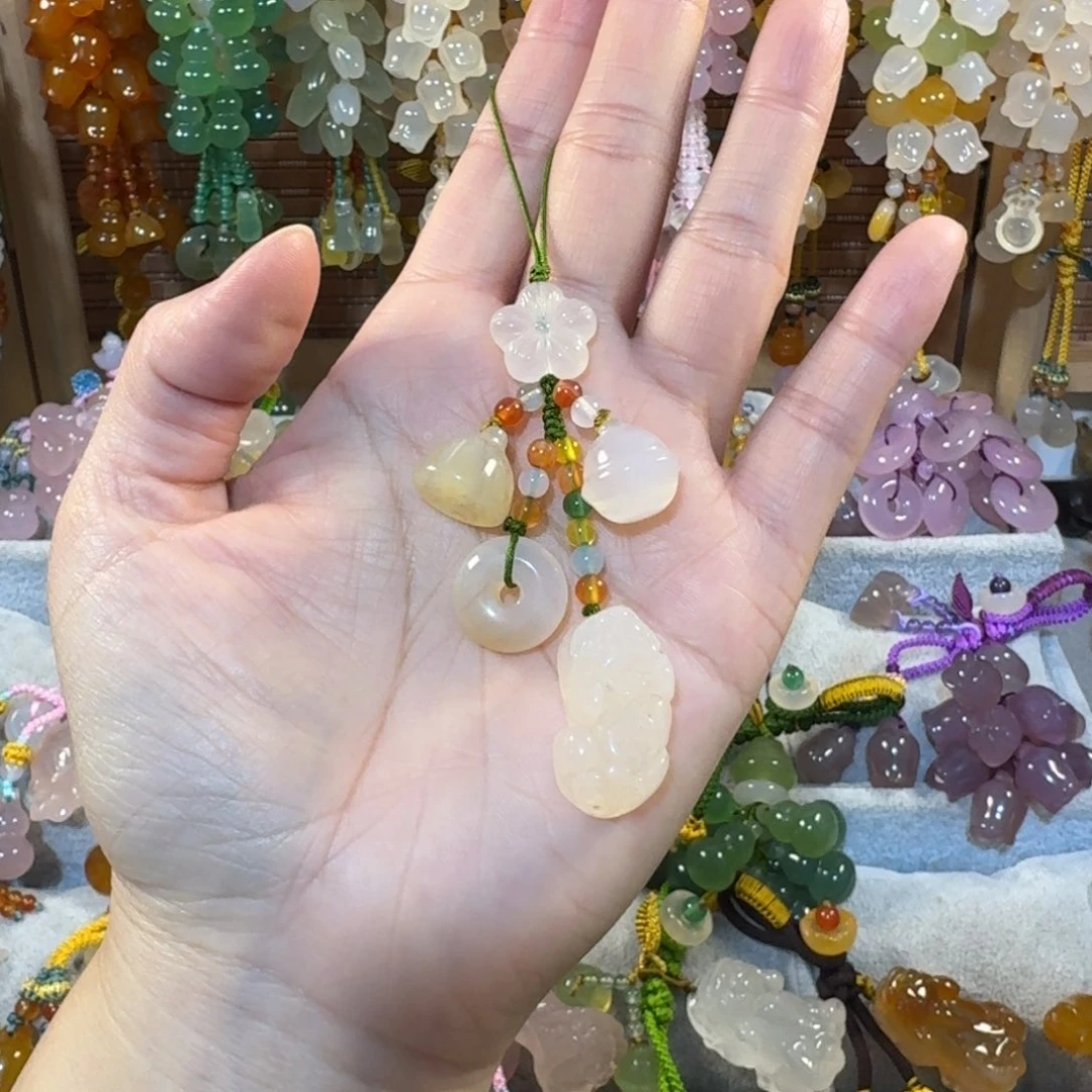 我***曦玛瑙/玉髓未镶嵌手机挂件