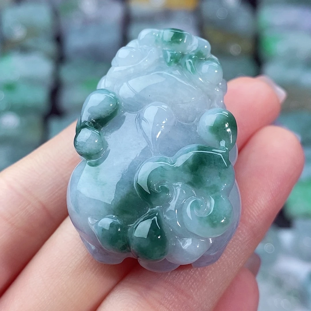 颈饰未镶嵌翡翠天然