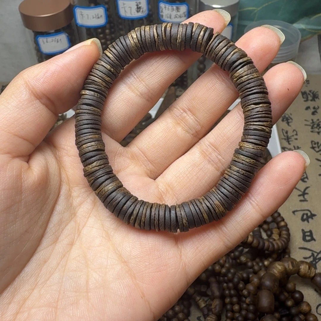 沉香碎屑沉香卡8沉水片片珠