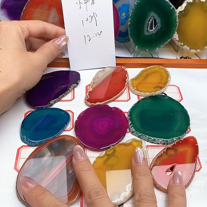 小***畅合金颈饰玛瑙/玉髓