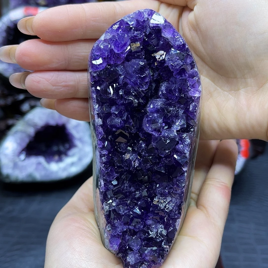 紫晶大型摆件（非配饰）未镶嵌