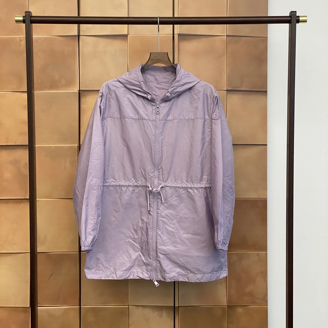 99新 MONCLER Filira 24ss紫色刺绣徽标连帽冲锋衣/4码/30618
