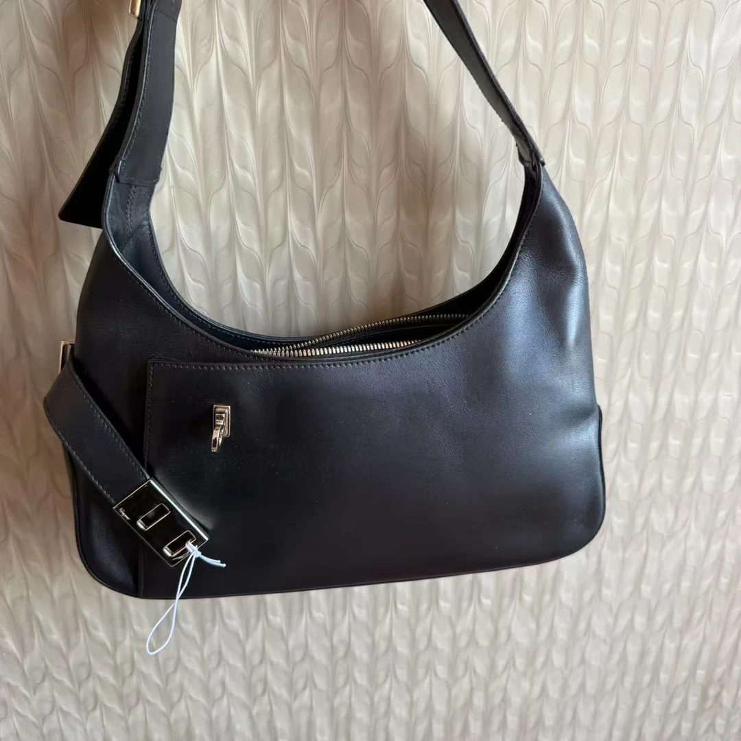 95新 FERRAGAMO/菲拉格慕