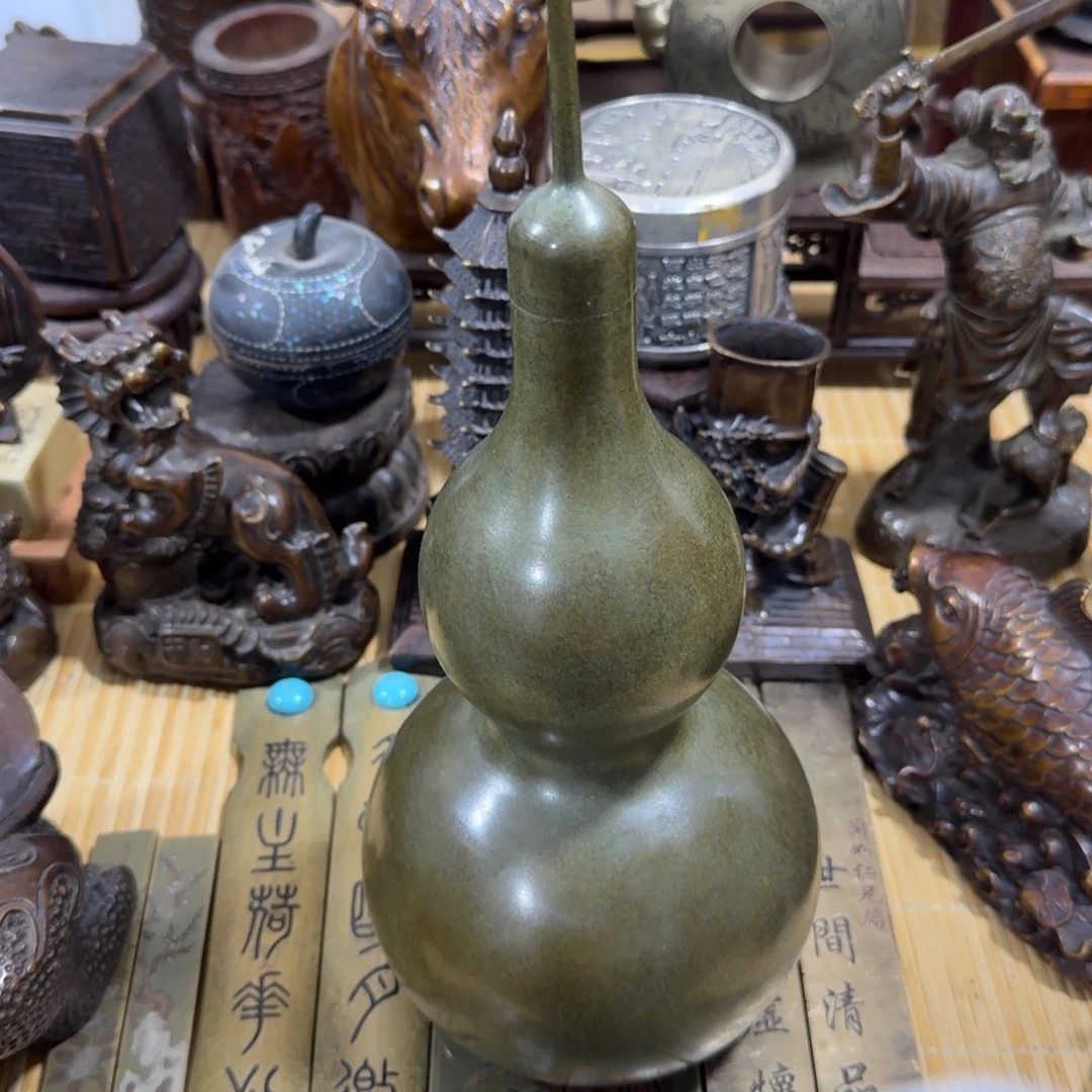二***万瓷片铜葫芦桌面摆件