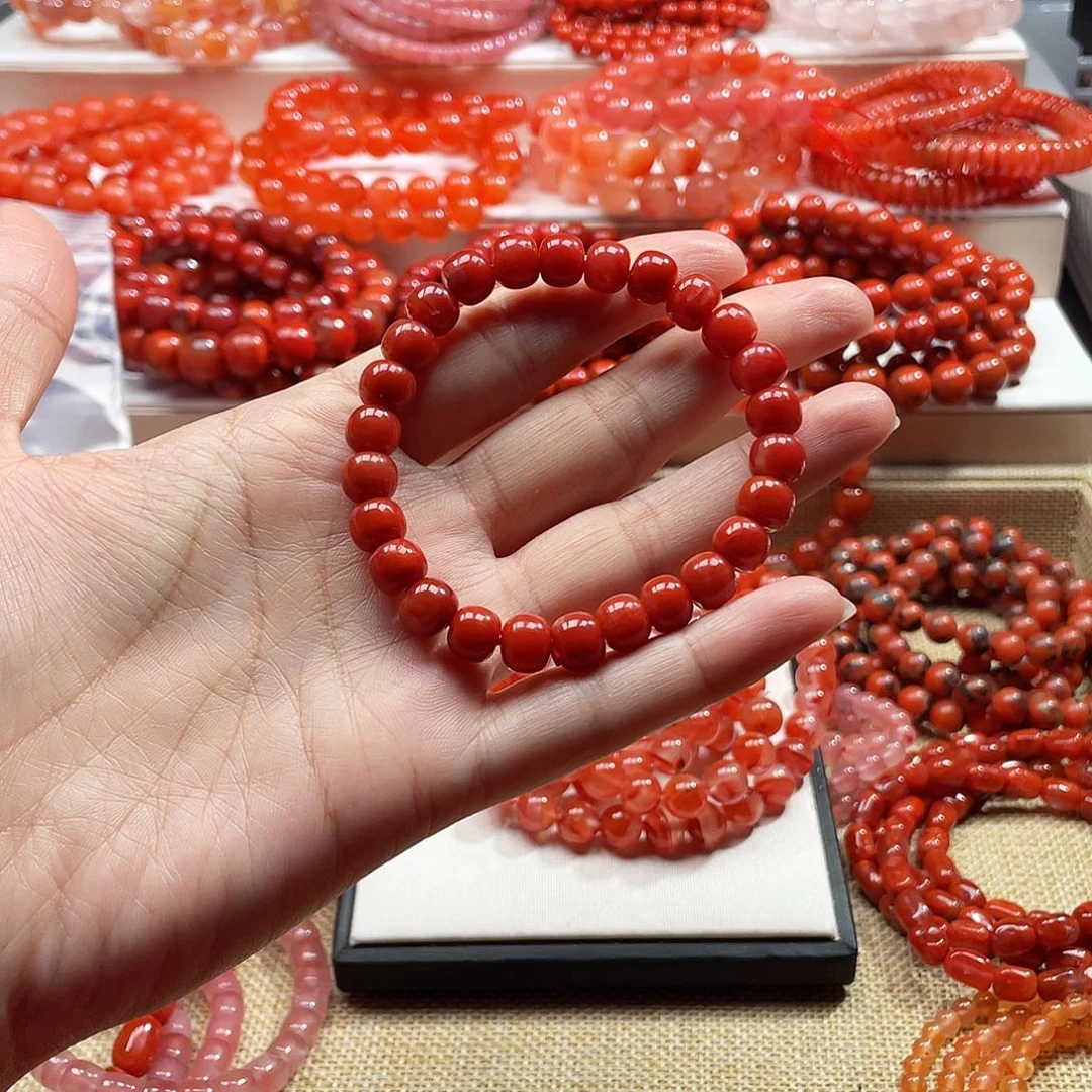 刹***那南红玛瑙未镶嵌手链