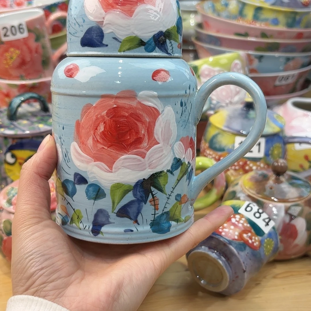 瓷片兔兔哈哈哈的样子