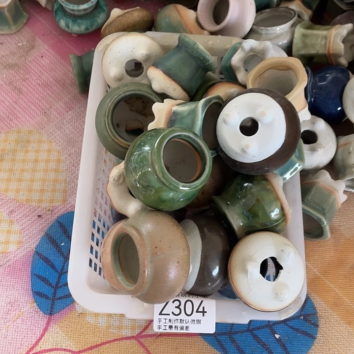 花盆紫砂304瑕疵品口径3厘米，我
