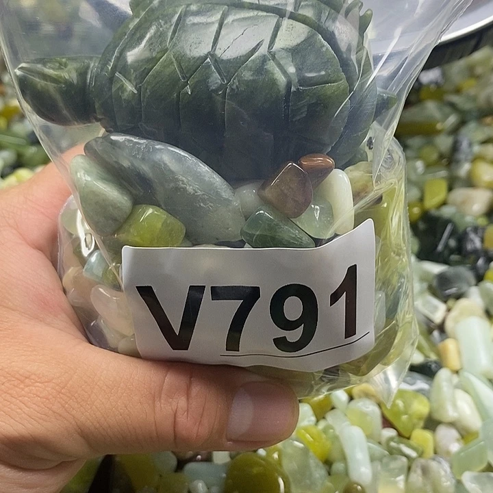 蛇纹石玉未镶嵌鱼缸石