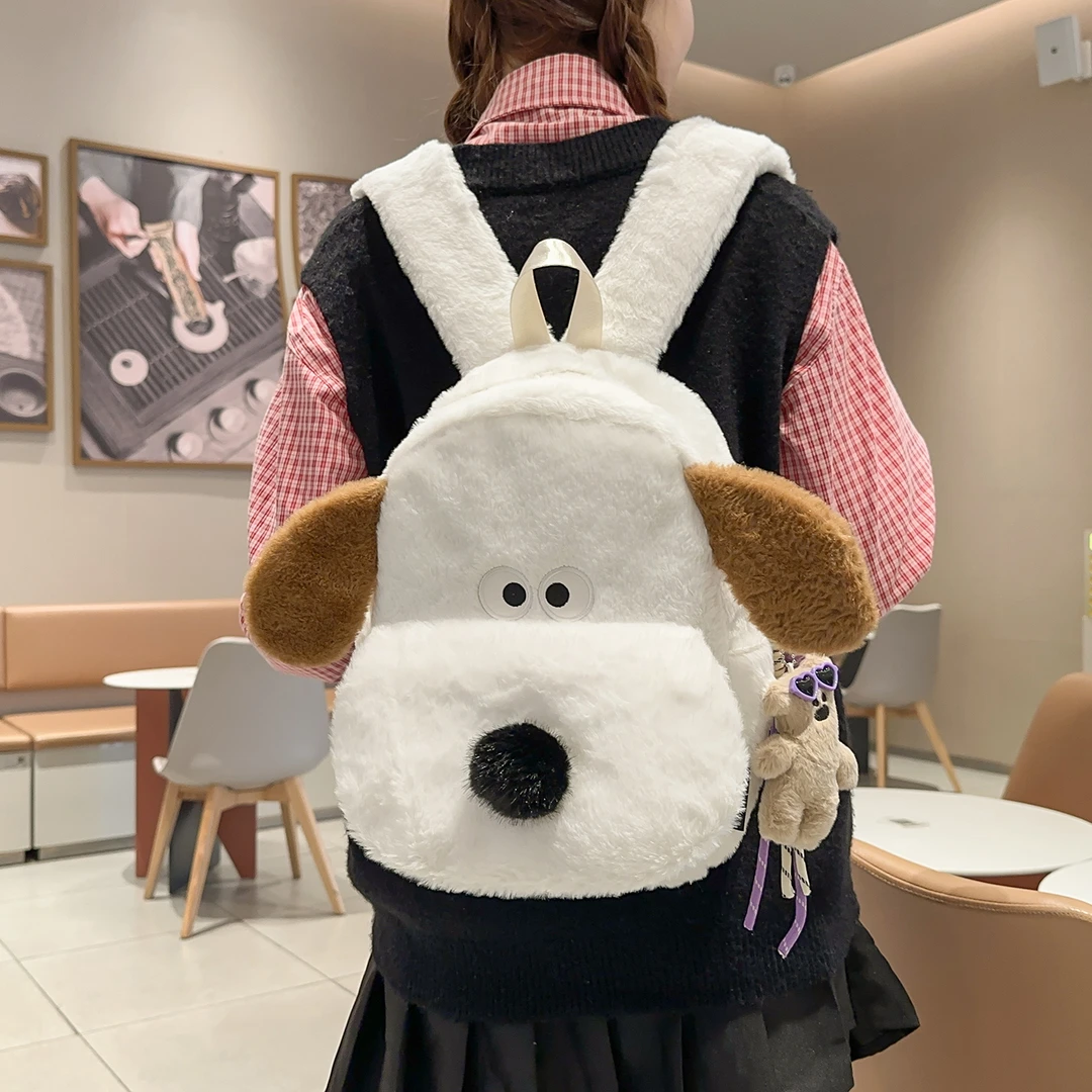 冬季可爱小狗毛绒书包女日系高颜值学生双肩包少女旅行打卡小背包