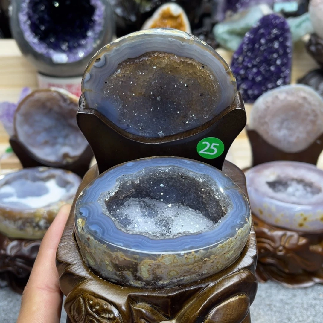水晶大型摆件未镶嵌