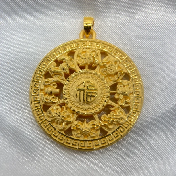 足金饰品/新款八宝罗盘瓜子扣/9.37/1A5A0831/h