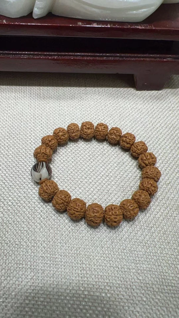 710尼泊尔小金刚手串