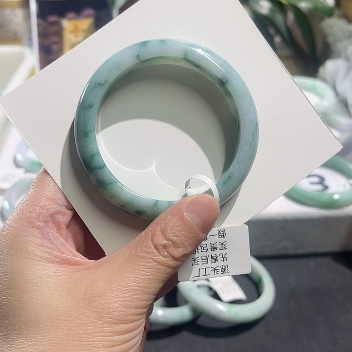 翡翠未镶嵌手镯纯天然缅甸翡翠手镯