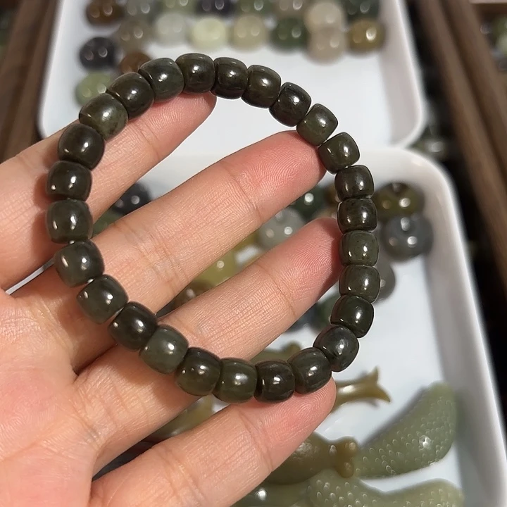 和田玉未镶嵌手链