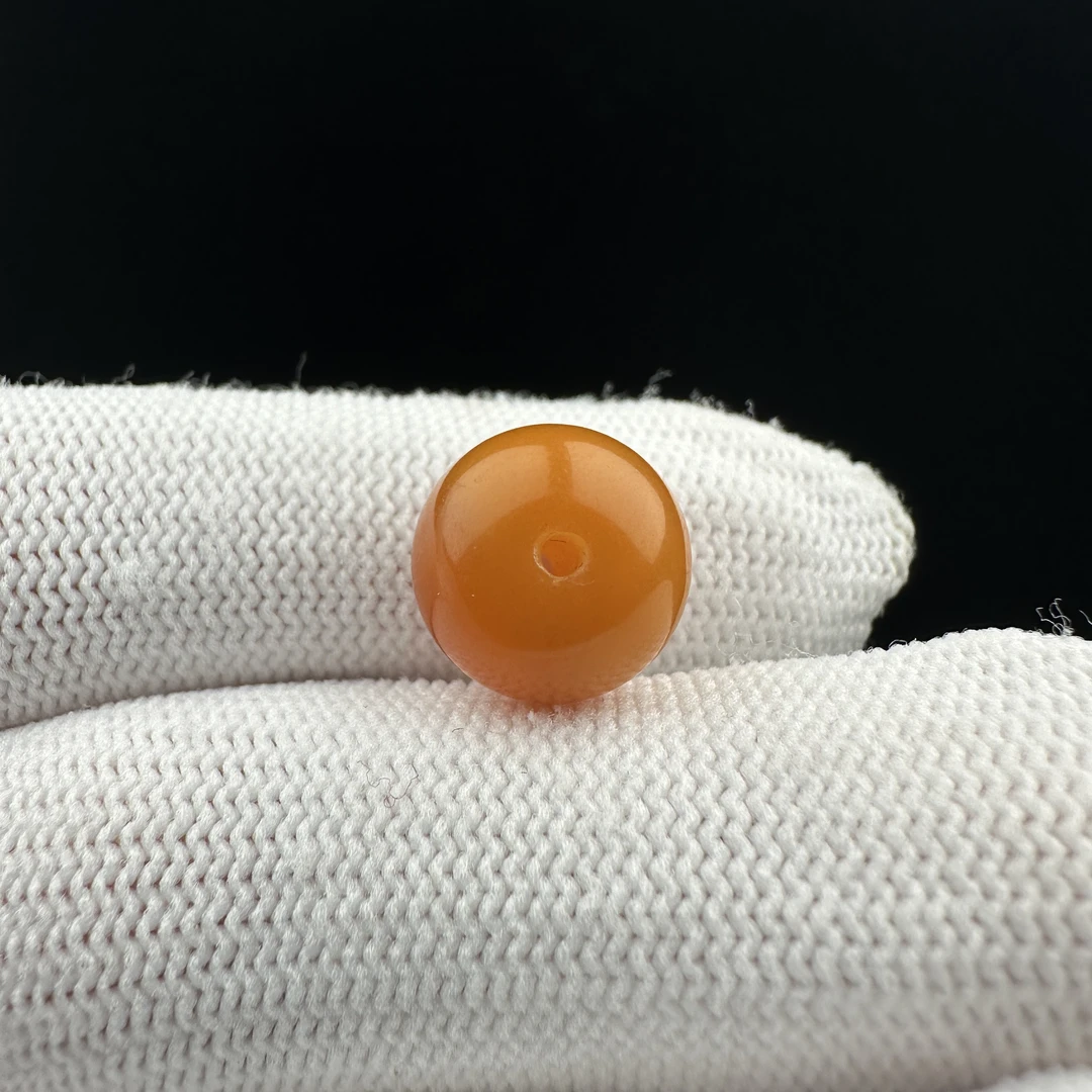 K1333天然原矿蜜蜡 鸡油红扣子11.8*9.8mm支持复检假一罚十