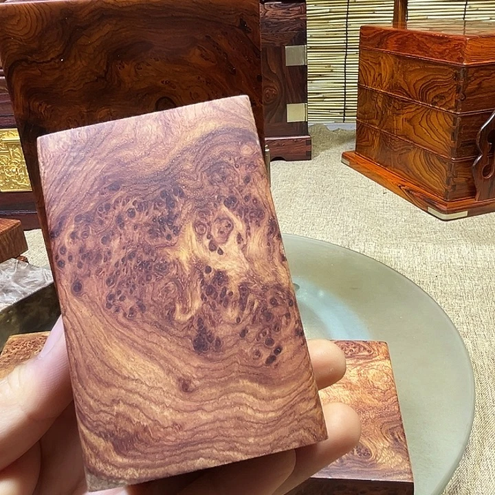 金***峰染料紫檀（血檀）刺猬紫檀