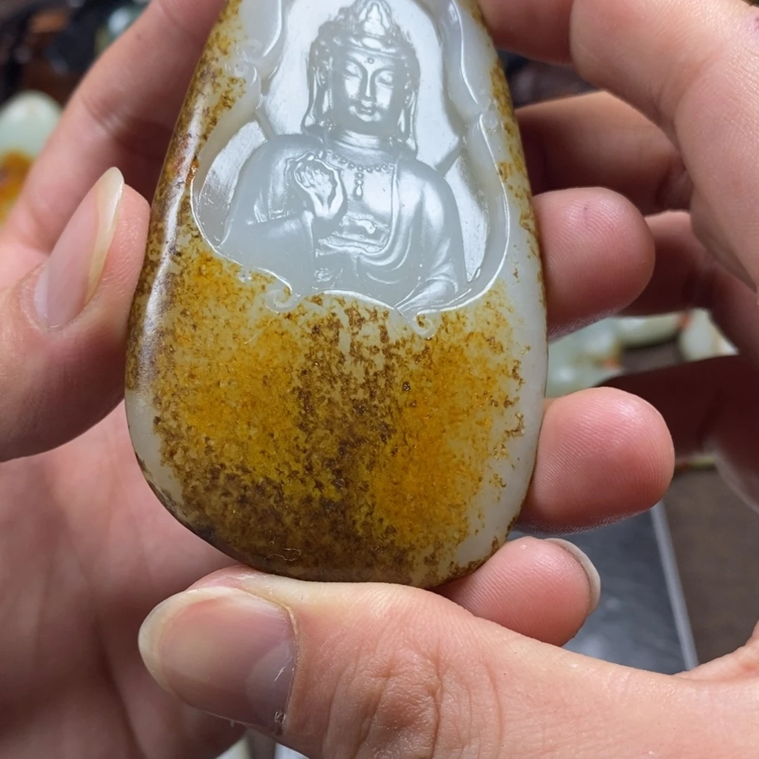 和田玉未镶嵌挂件