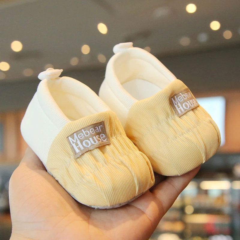 婴儿鞋春秋季0-1岁单鞋软底幼儿不掉鞋新生儿3-6-9月宝宝鞋子春款