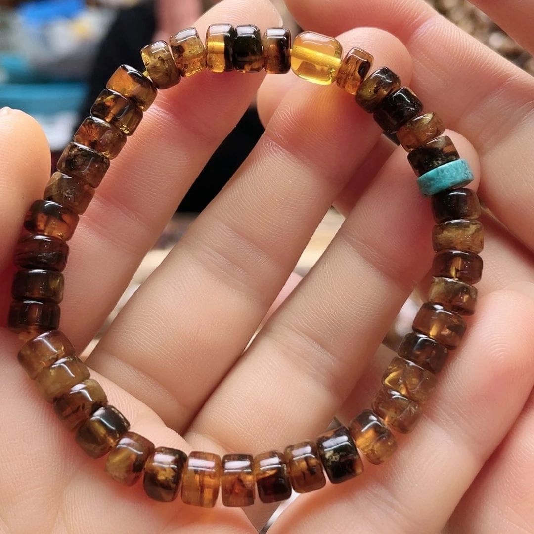 琥珀裸石未镶嵌六