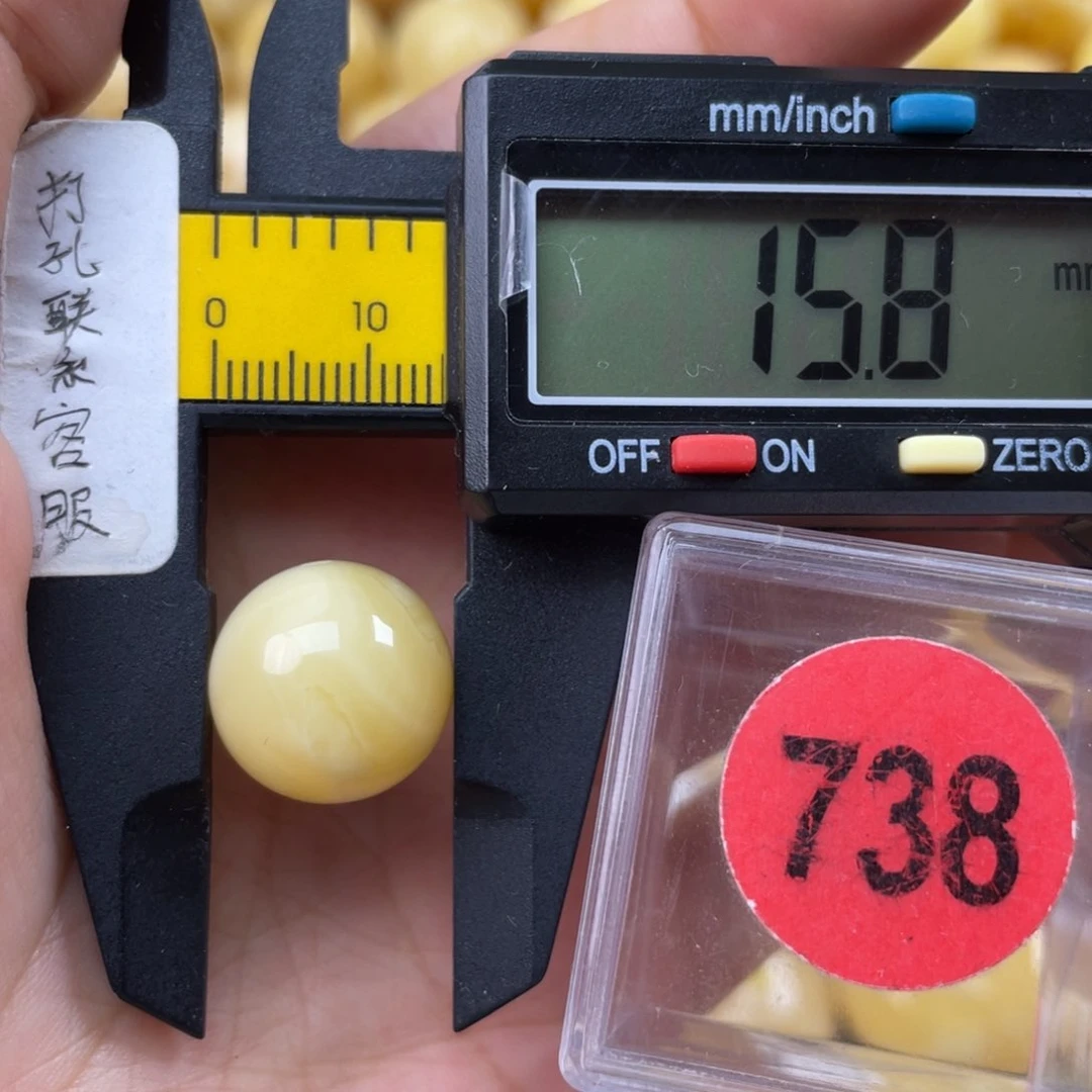 未镶嵌蜜蜡珠宝奇石