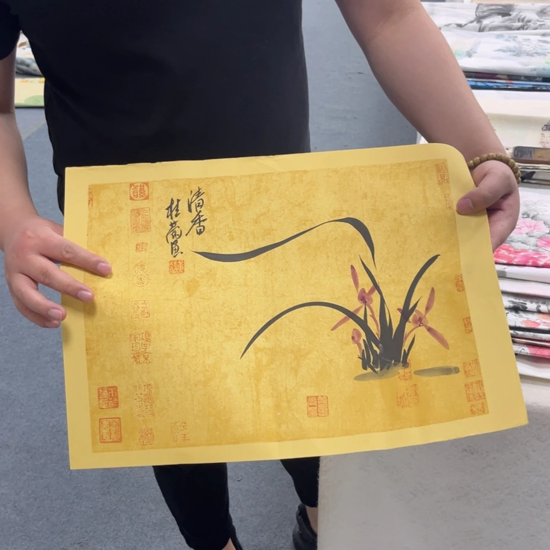 国画卖字画的小男孩