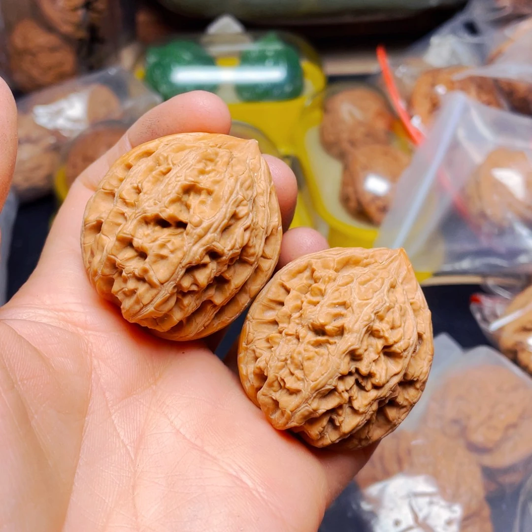 吊坠文玩核桃大沽石