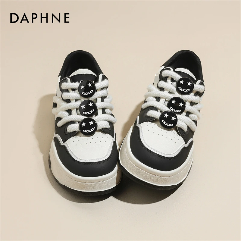 达芙妮厚底小白鞋女2025新款春夏女鞋ins潮百搭小众学生休闲板鞋