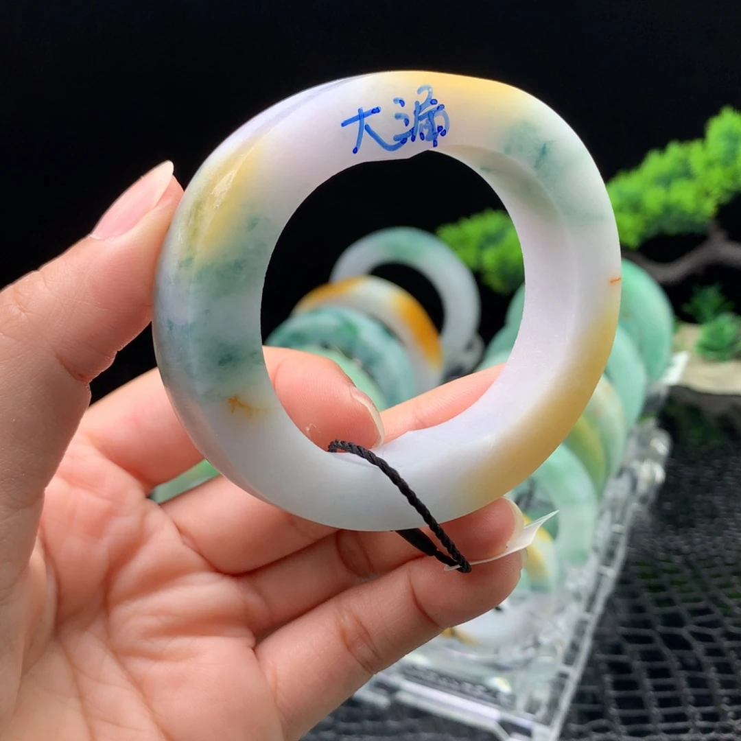 未镶嵌纯天然A货翡翠定制翡翠