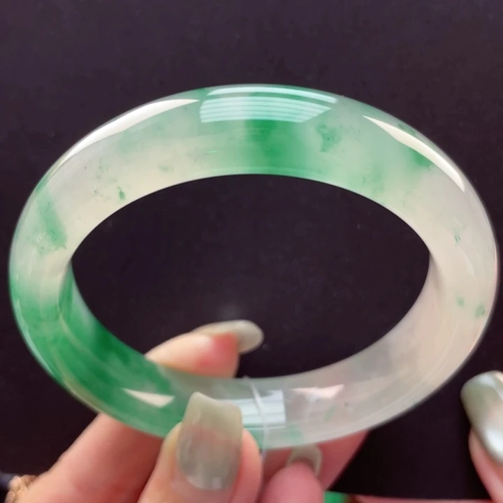 石英质玉手镯未镶嵌55-56