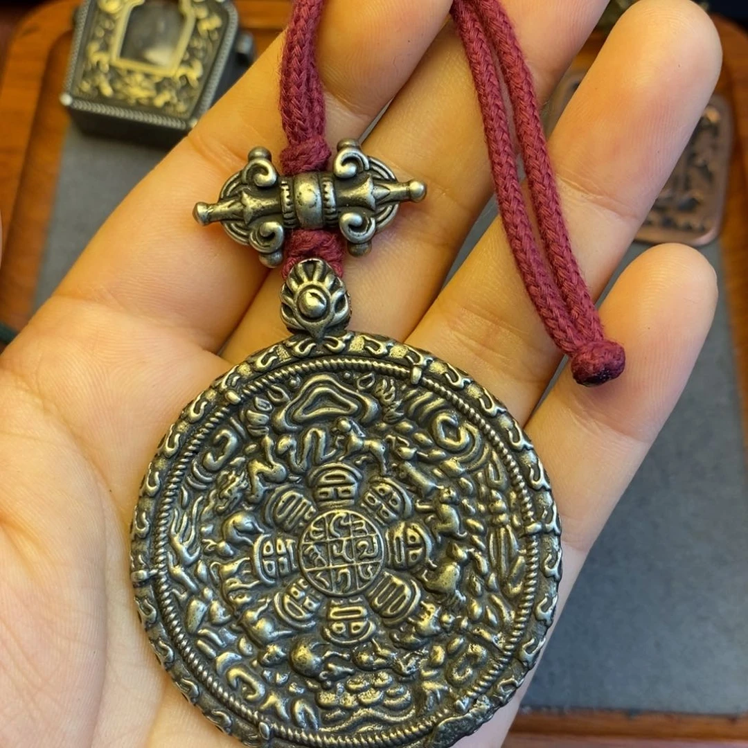 【闪购商品】泥塑杰**杰藏传牌子……