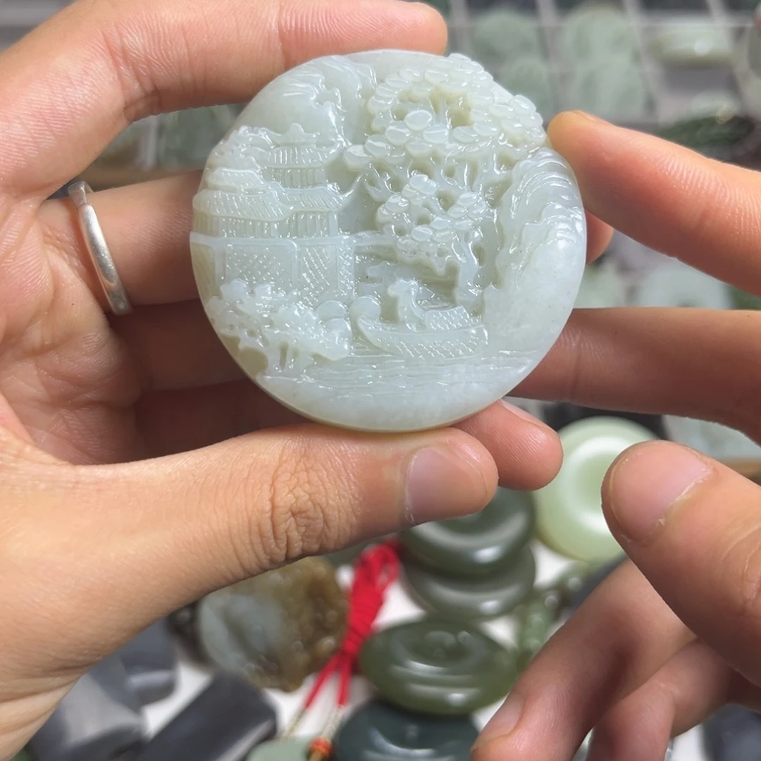 和田玉未镶嵌颈饰