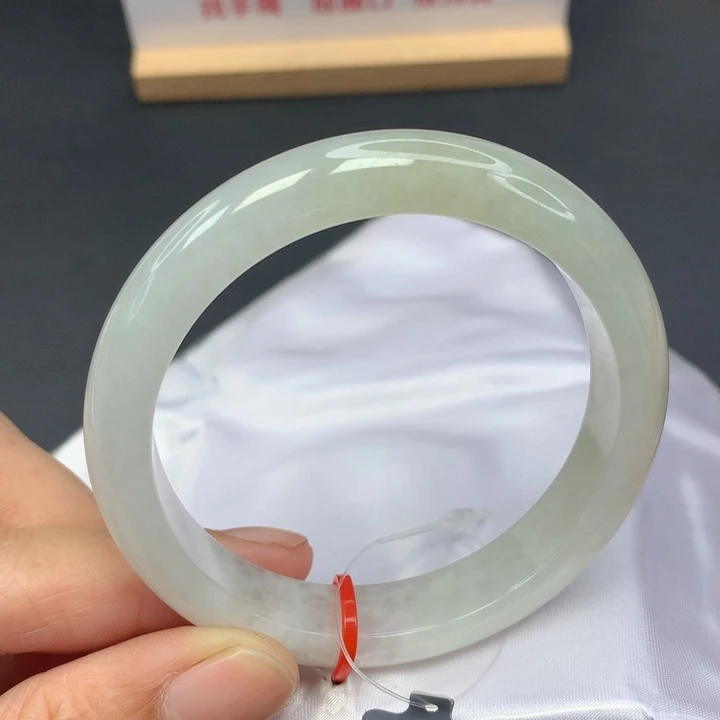 未镶嵌手镯翡翠54.55