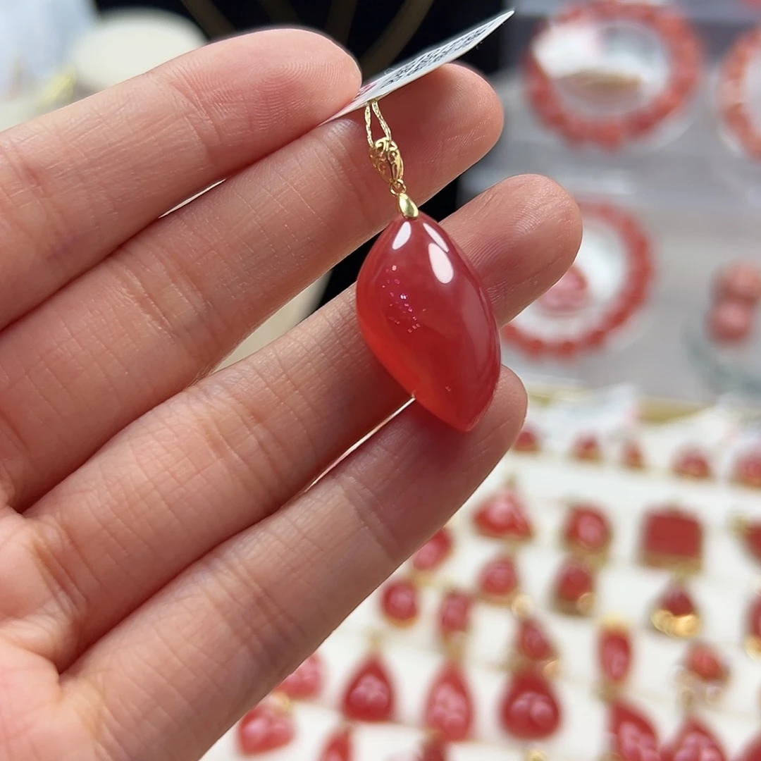 菱锰矿（红纹石）18K金镶嵌吊坠(不含链)