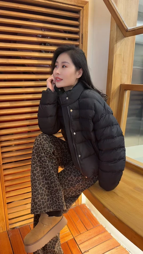 霍梦雪 短款立领棉服 A 黑色 7866