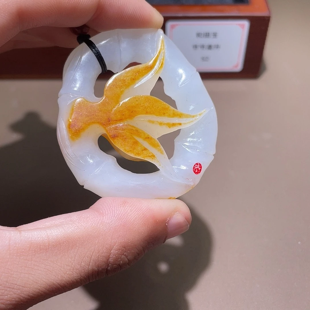 和田玉颈饰未镶嵌Z6