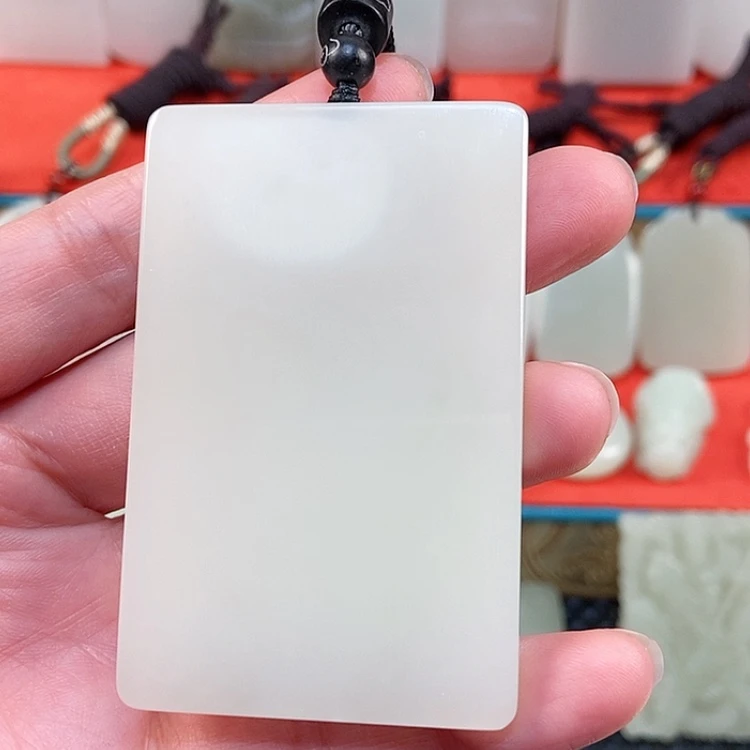 【闪购商品】颈饰未镶嵌和田玉