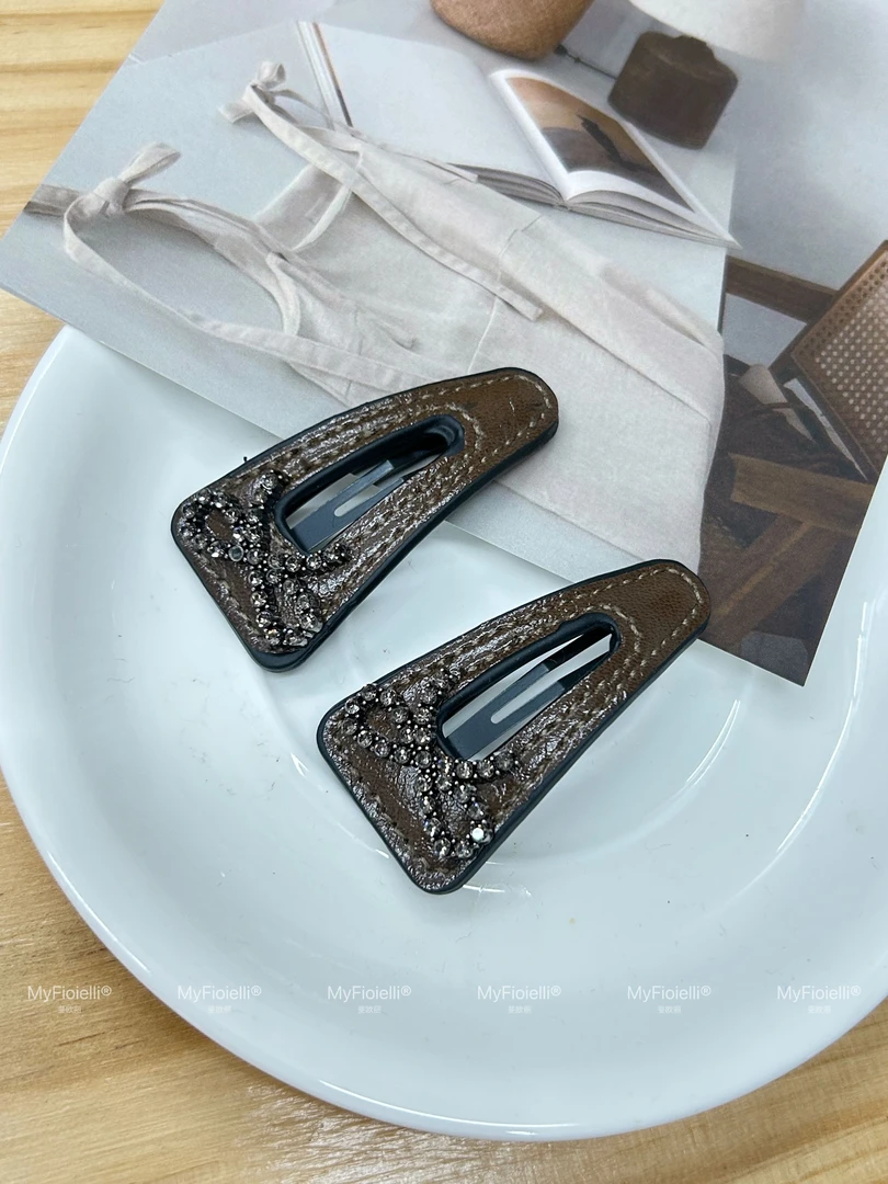 「MyFioielli｣复古老钱风咖色蝴蝶结闪钻BB夹高级时髦侧边夹BB52