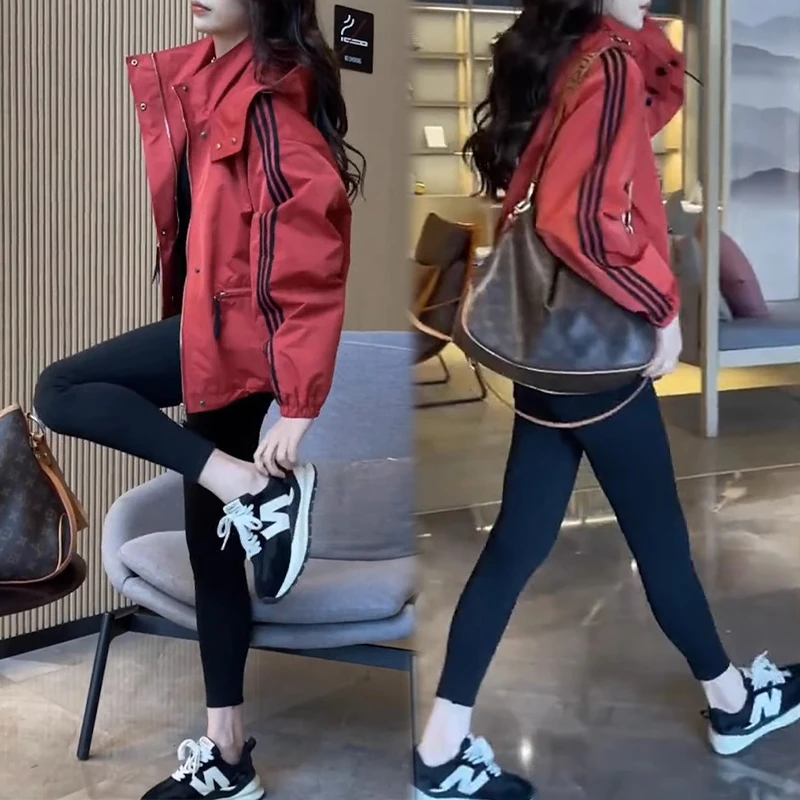 2025春秋季新款宽松女士短外套爆款冲锋衣休闲夹克小个子女装上衣