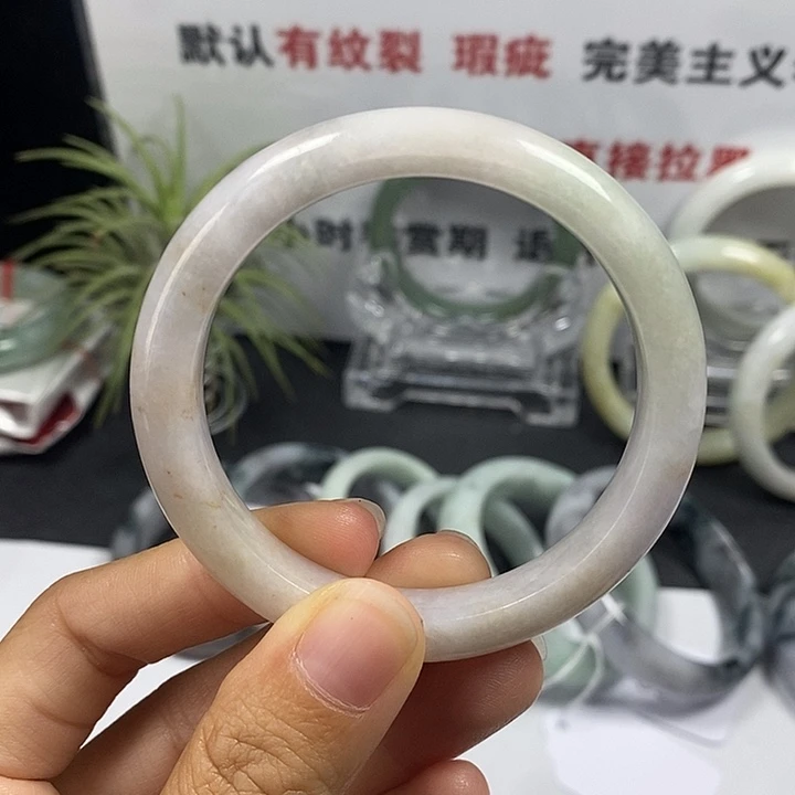 未镶嵌手镯翡翠26号。 51.2