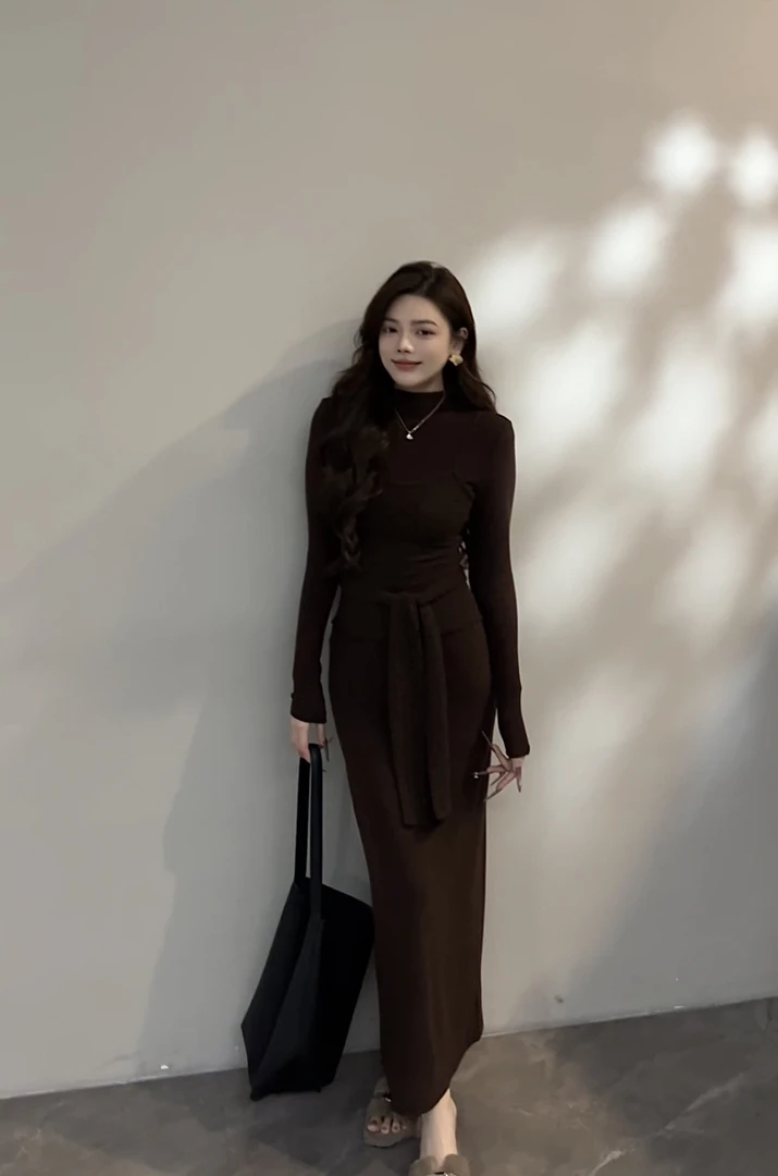 【苏苏】长裙时尚显瘦假两件拼接秋冬设计时尚复古连衣裙DT1825