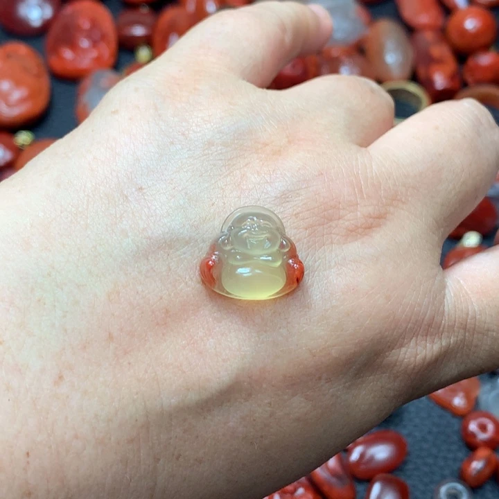 南红玛瑙未镶嵌颈饰